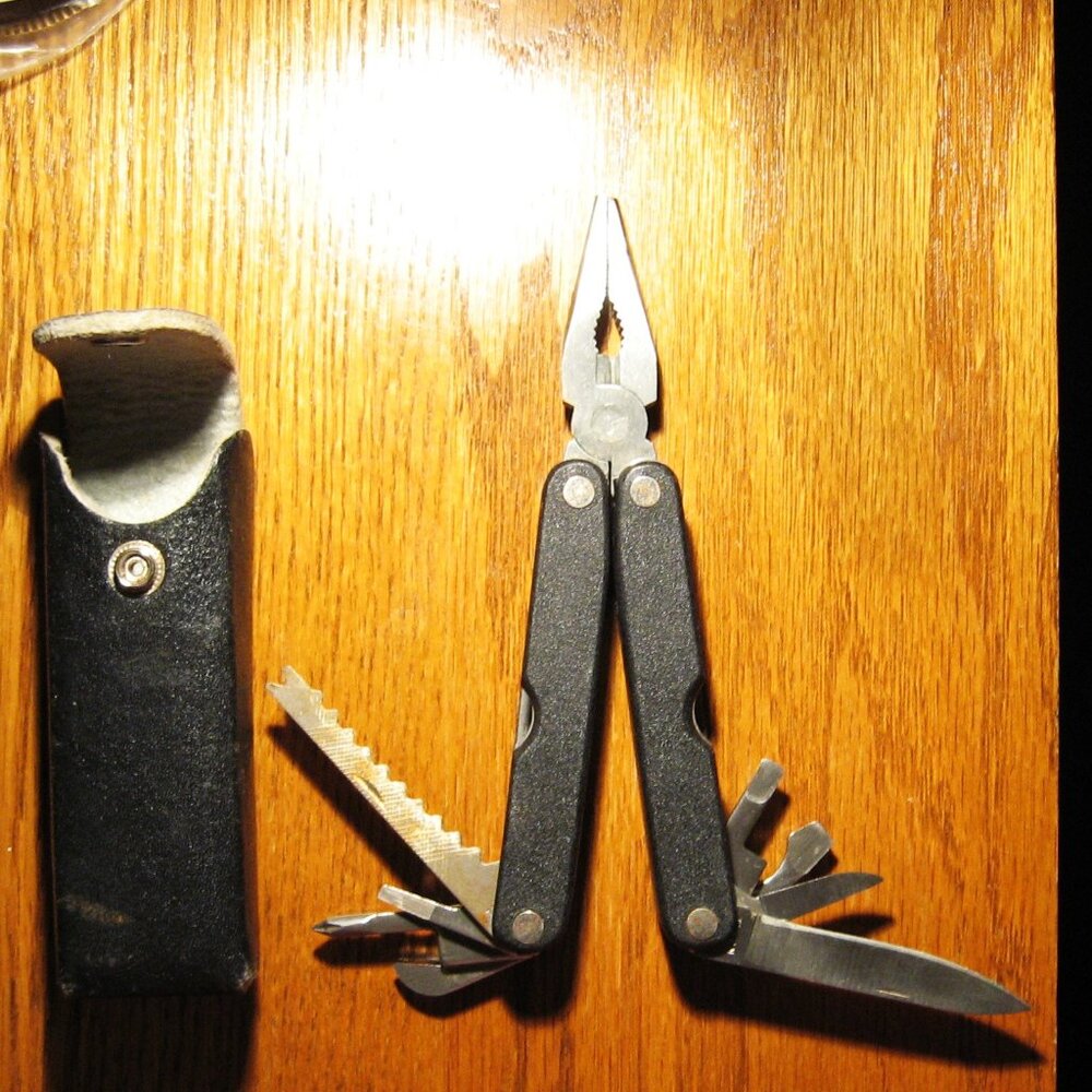 Needle Nose Plier Multi-Tool with Leather case with built in belt loop